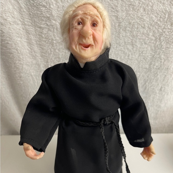 JACQUELINE KENT Priest Doll Figure 14" JKC 2006 - Picture 1 of 7